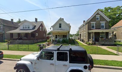 Dog day care in Cincinnati Ohio Aunties Dog Care 1