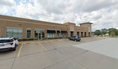 Dog day care in Clive Iowa Happy Tails Doggy Daycare 1