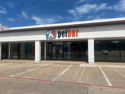 Dog day care in Dallas Texas petbar Boutique Preston Trail 1