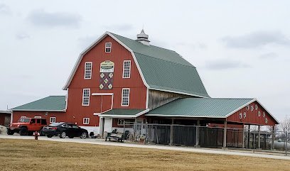 Dog day care in Forrest Illinois Jeris Birdhouse Pet Boarding 1