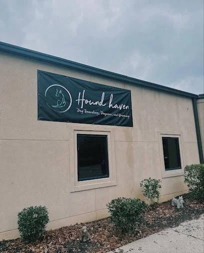 Dog day care in Franklin Tennessee Hound Haven 1