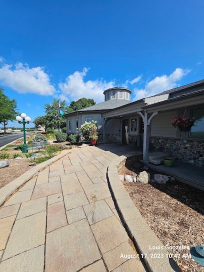 Dog day care in Hampshire Illinois Kountry Pet Resort 1