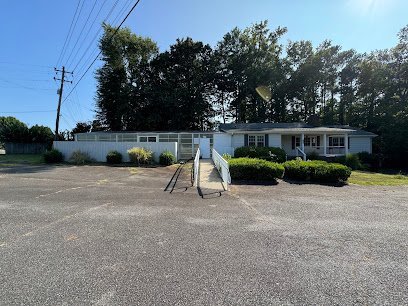 Dog day care in Holly Springs Georgia Woof Woof LLC