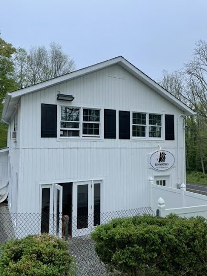 Dog day care in Morristown New Jersey Bloomingtails Pet Grooming LLC 1