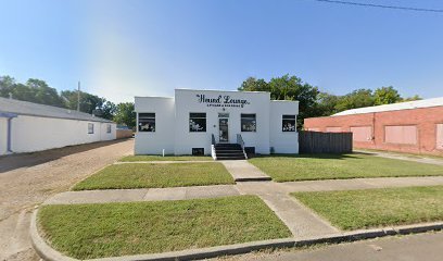 Dog day care in Sedalia Missouri The Hound Lounge LLC 1 1