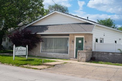 Dog day care in Sullivan Illinois J s Petspaw 1