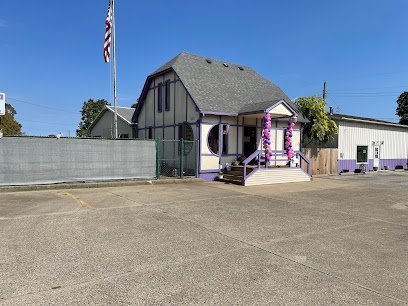 Dog day care in Terre Haute Indiana Happy Tails Pet Place LLC 1