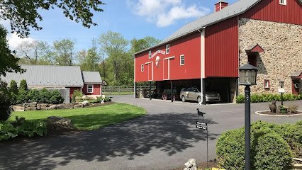 Dog day care in Zionsville Pennsylvania Queen of the Valley Farm a Pet Resort 2