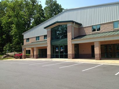 Dog day care in Chantilly Virginia Pender Pet Retreat at Dulles Gateway 1