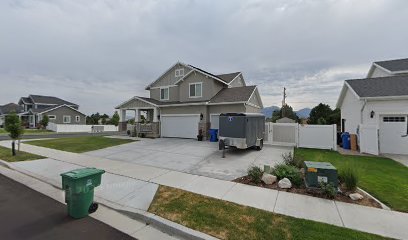 Dog day care in Herriman Utah Pawsitively Happy Tails 801 1