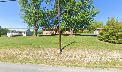 Dog day care in Peterstown West Virginia Head 2 Paws 1